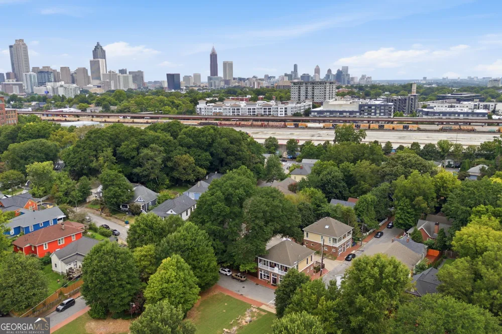 692 B Kirkwood AVE SE Atlanta, GA 30316