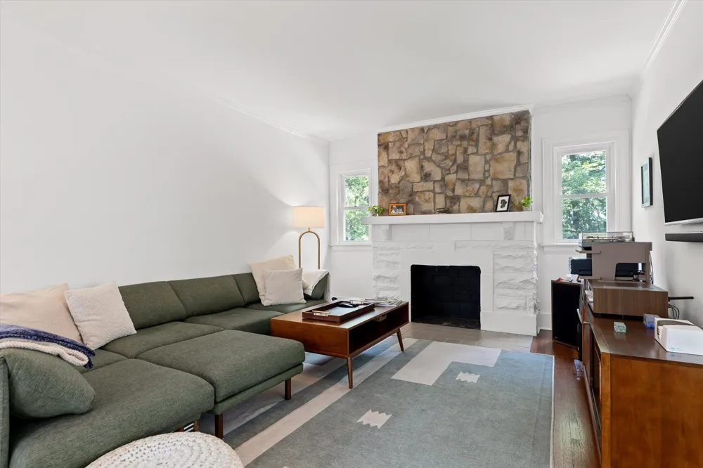 313 Crestway Drive Chattanooga, TN 37411