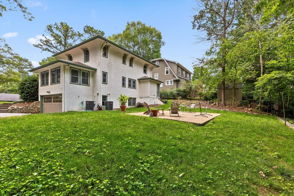 313 Crestway Drive Chattanooga, TN 37411