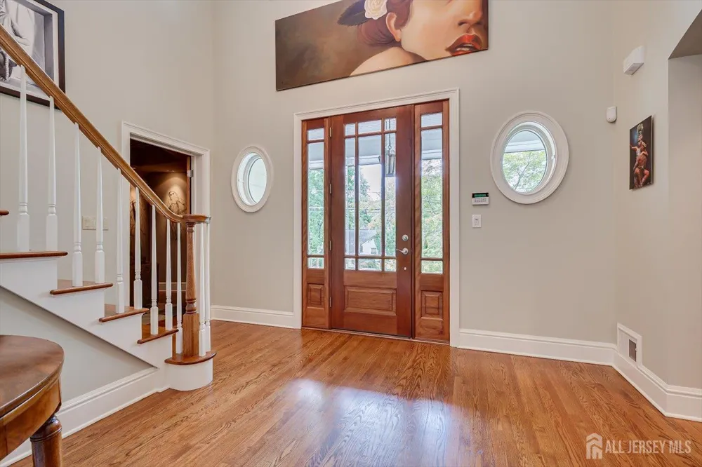 4 Edgewood Road Edison, NJ 08820