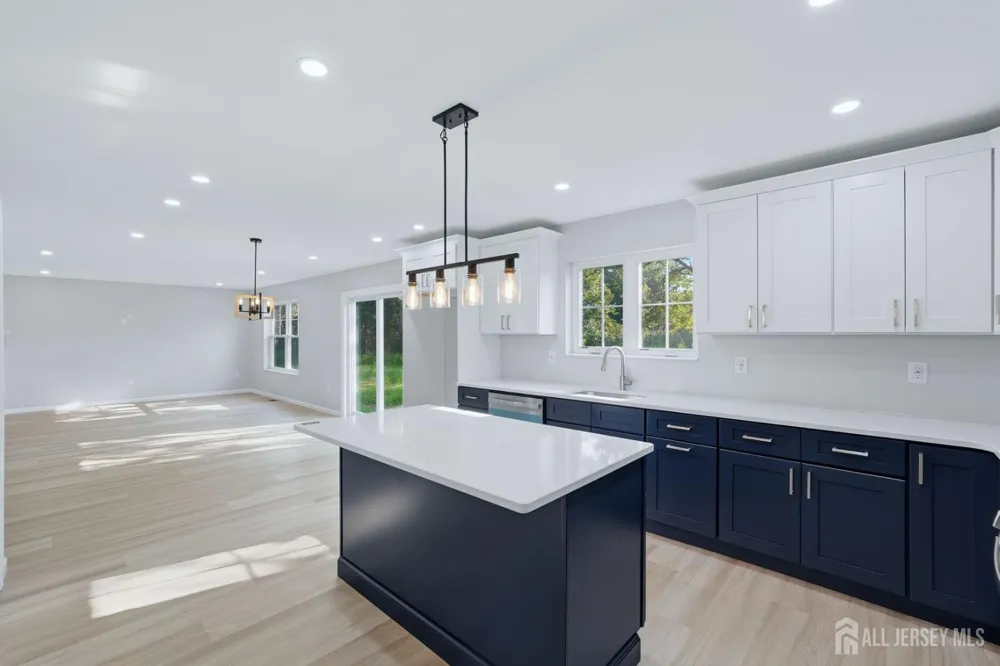 10-B Delar Parkway #B Franklin Twsp, NJ 08823