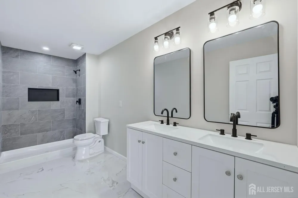 10-B Delar Parkway #B Franklin Twsp, NJ 08823