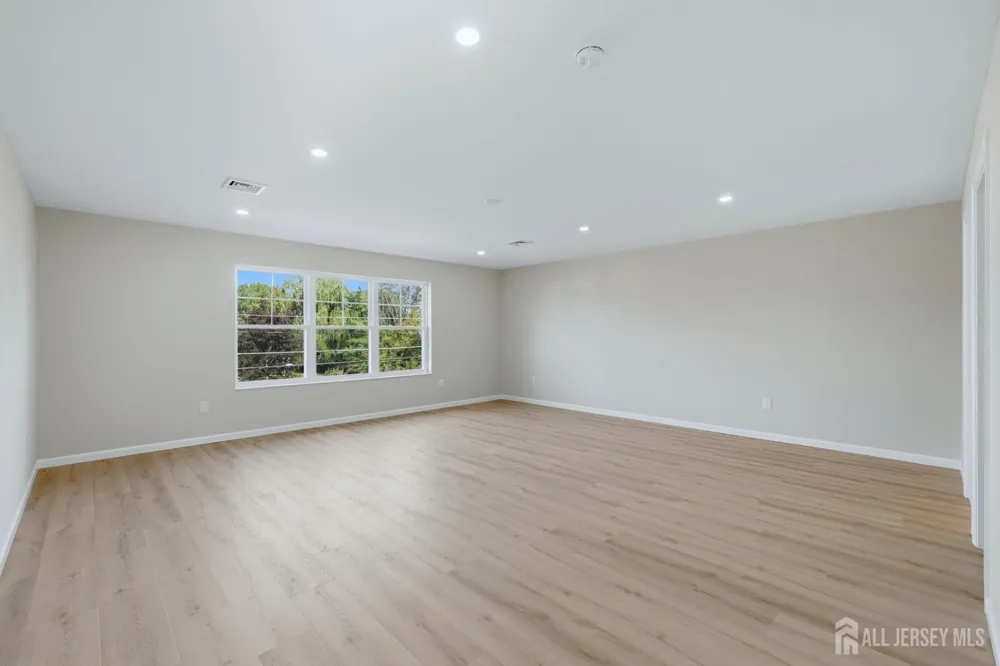 10-A Delar Parkway #A Franklin Twsp, NJ 08823