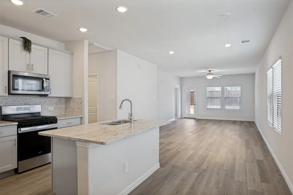 4000 Marble Falls Farmersville, TX 75442