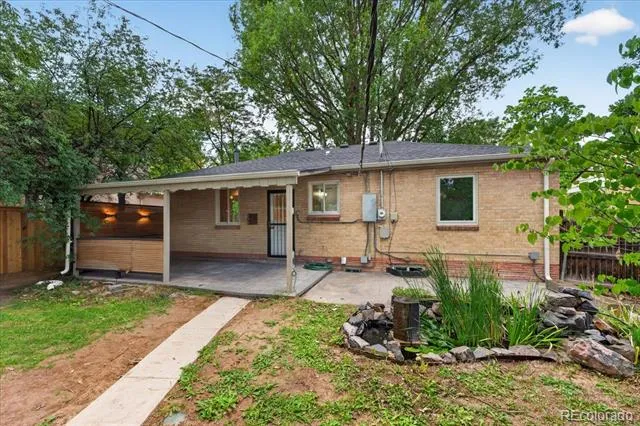 710 Dahlia Street Denver, CO 80220