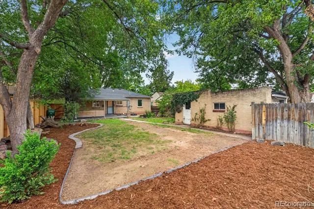 710 Dahlia Street Denver, CO 80220