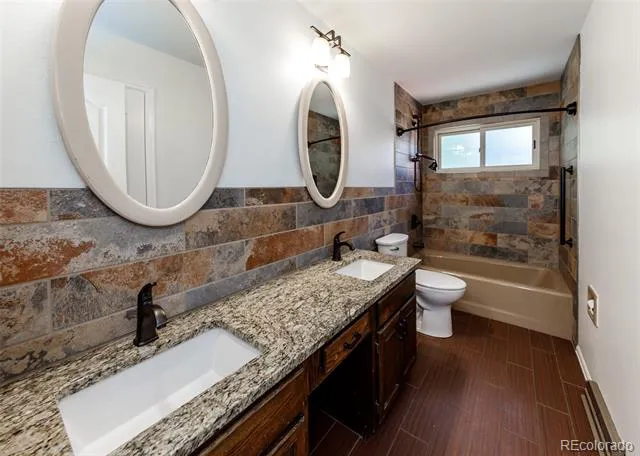 1118 Chambers Drive Colorado Springs, CO 80904