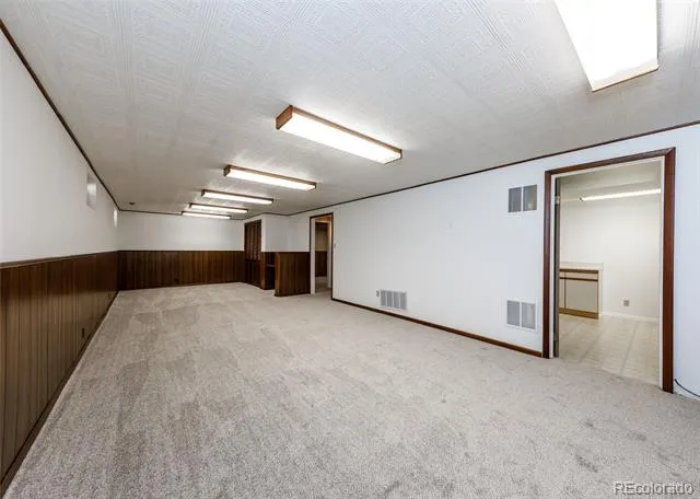 1118 Chambers Drive Colorado Springs, CO 80904