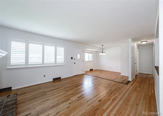 1118 Chambers Drive Colorado Springs, CO 80904