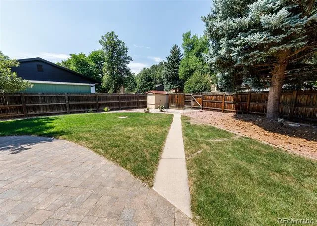 1118 Chambers Drive Colorado Springs, CO 80904