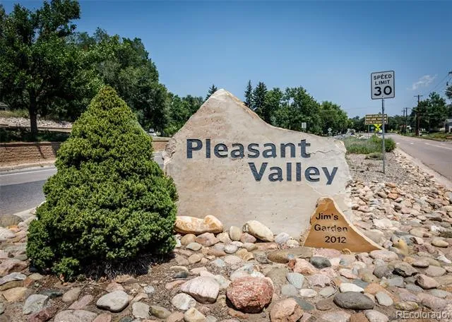1118 Chambers Drive Colorado Springs, CO 80904