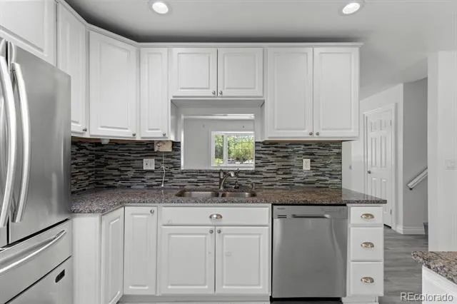 659 S Newark Court Aurora, CO 80012