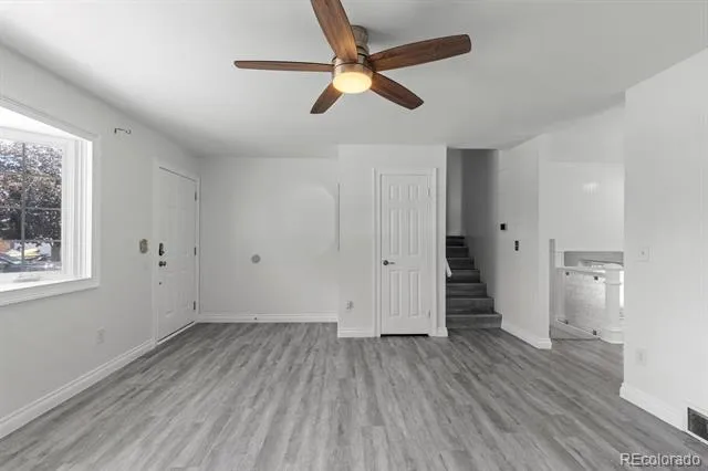 659 S Newark Court Aurora, CO 80012