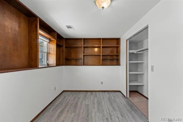 659 S Newark Court Aurora, CO 80012