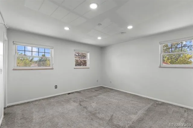659 S Newark Court Aurora, CO 80012