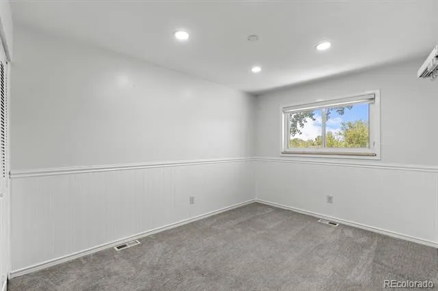 659 S Newark Court Aurora, CO 80012