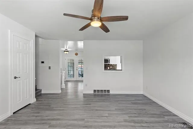 659 S Newark Court Aurora, CO 80012