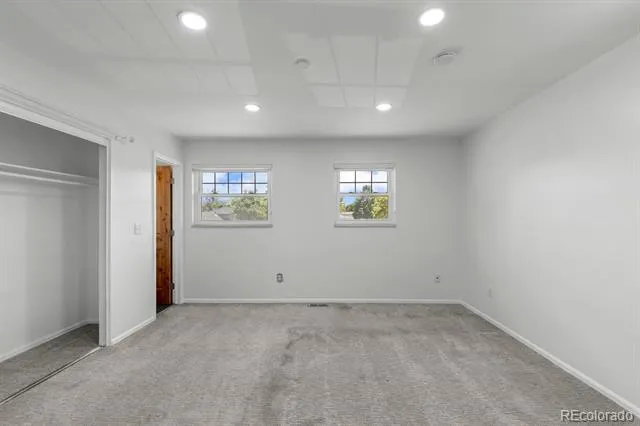 659 S Newark Court Aurora, CO 80012
