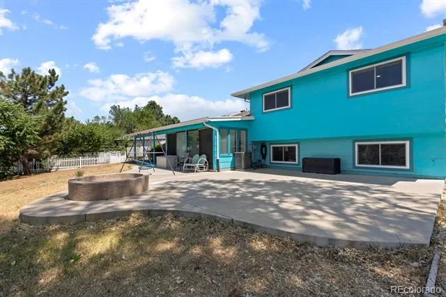 659 S Newark Court Aurora, CO 80012