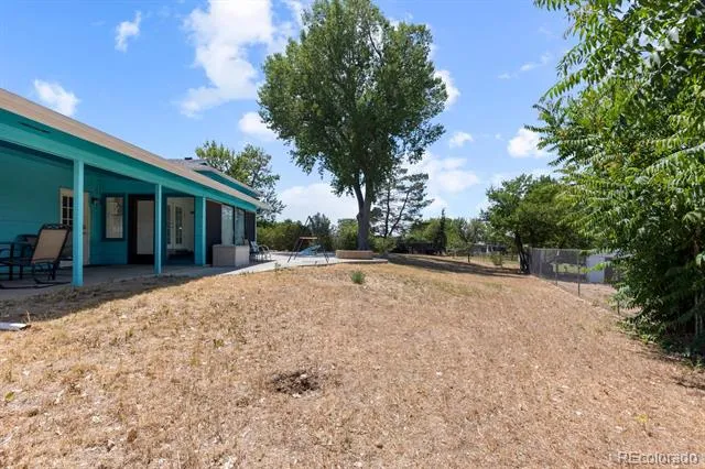 659 S Newark Court Aurora, CO 80012