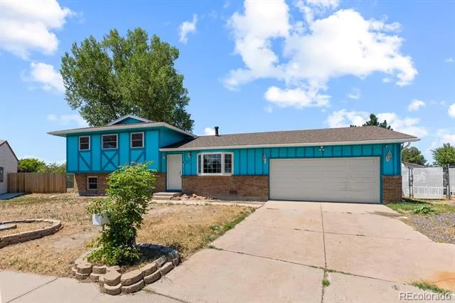 659 S Newark Court Aurora, CO 80012