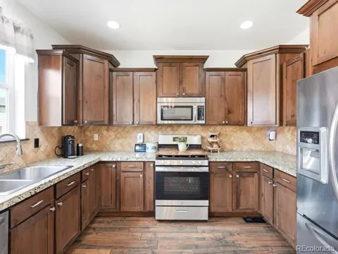 12713 E 105th Place