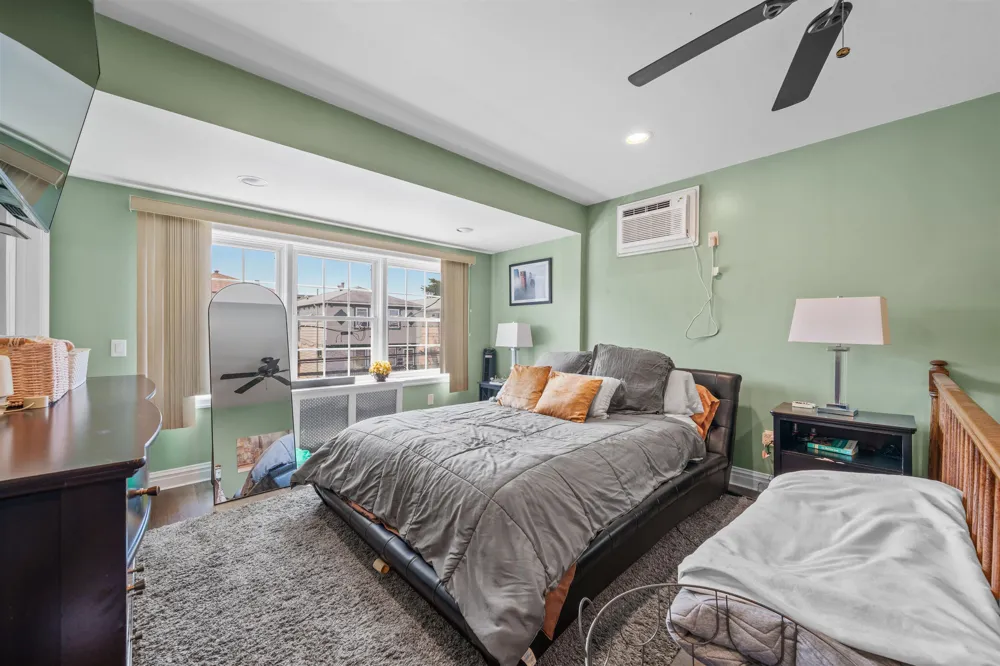 155 WEST 21ST ST Bayonne, NJ 07002