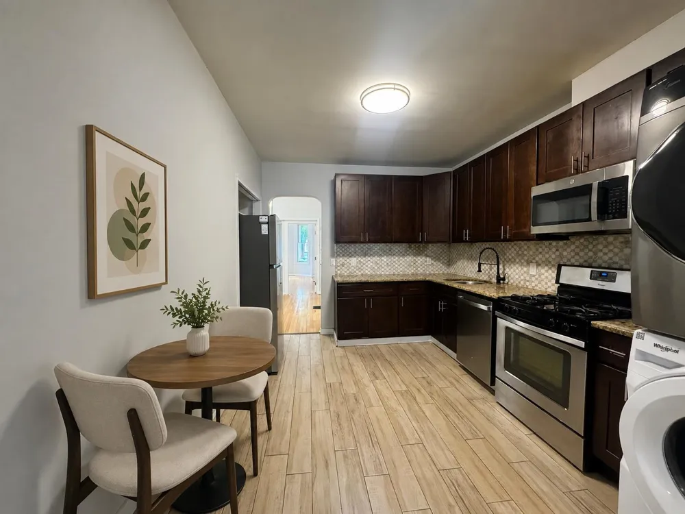 316 21ST ST Union City, NJ 07087