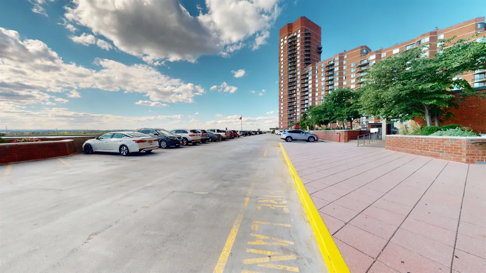 408 HARMON COVE TOWER Secaucus, NJ 07094