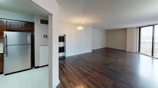 408 HARMON COVE TOWER Secaucus, NJ 07094