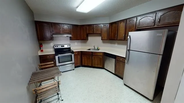 408 HARMON COVE TOWER Secaucus, NJ 07094