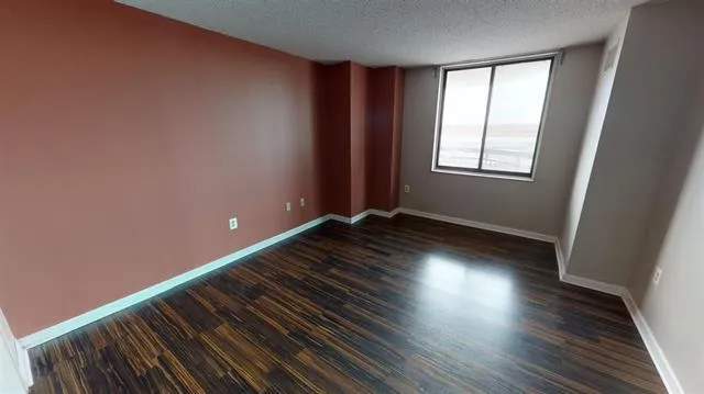 408 HARMON COVE TOWER Secaucus, NJ 07094