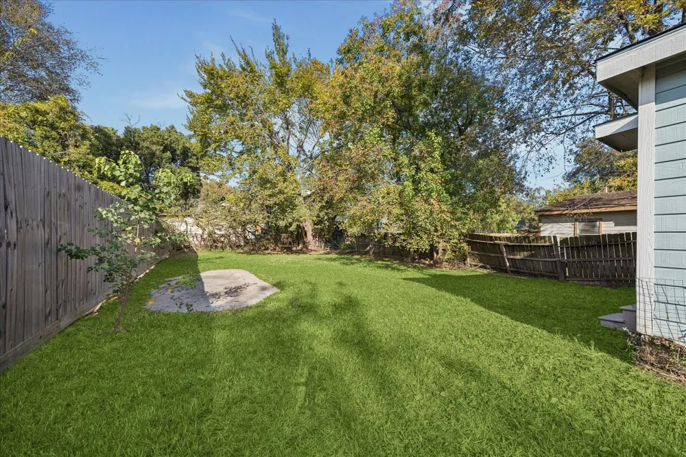 7933 Elwood Street Houston, TX 77012