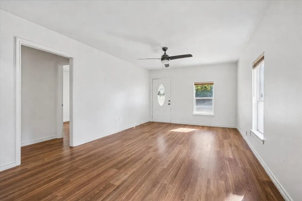 7933 Elwood Street Houston, TX 77012