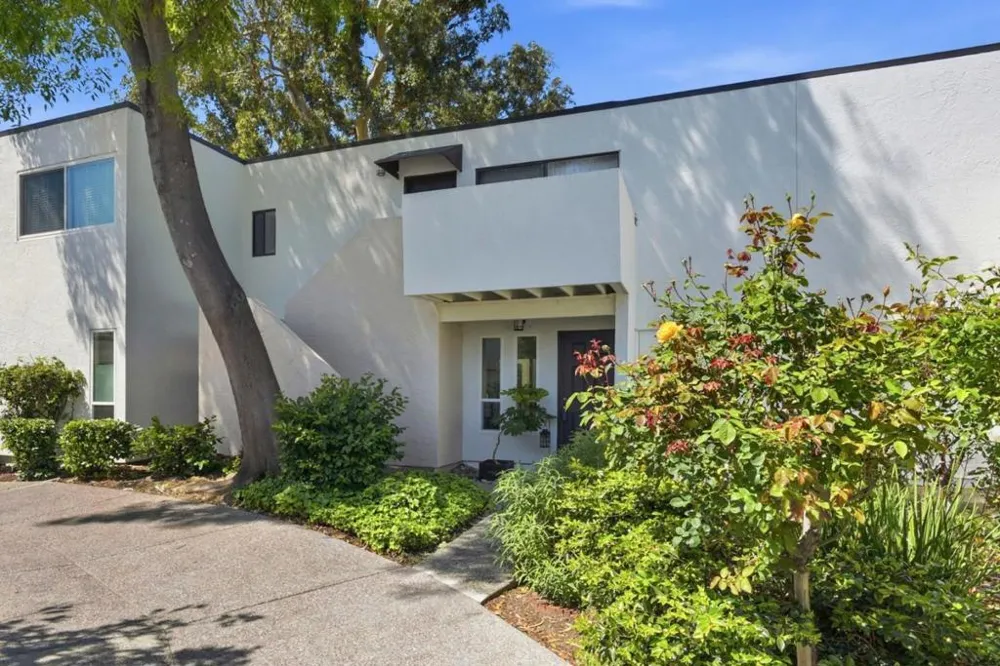 1919 Alameda De Las Pulgas #75 San Mateo, CA 94403