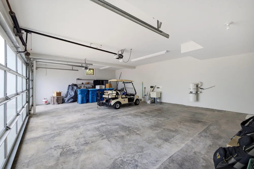 51108 Lake Park Drive New Buffalo, MI 49117