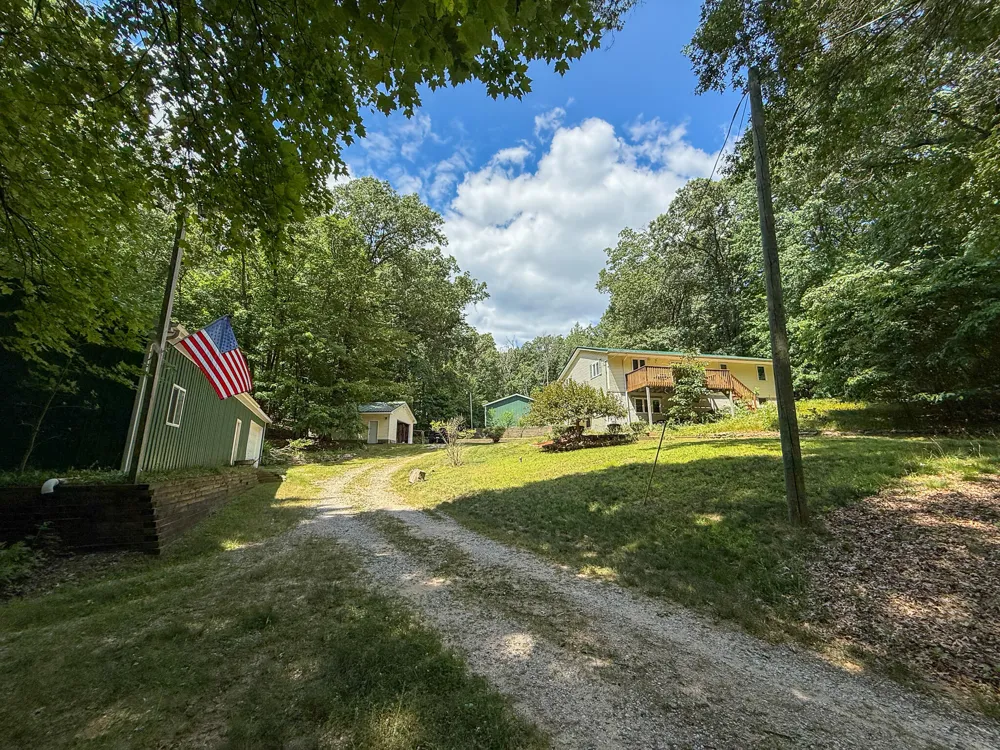 7017 Elm Avenue Newaygo, MI 49337