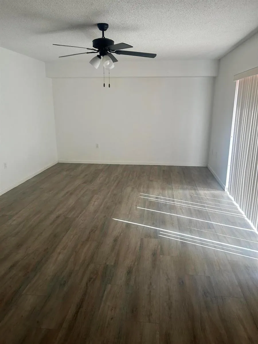 804 BLUE RIDGE CIRCLE West Palm Beach, FL 33409