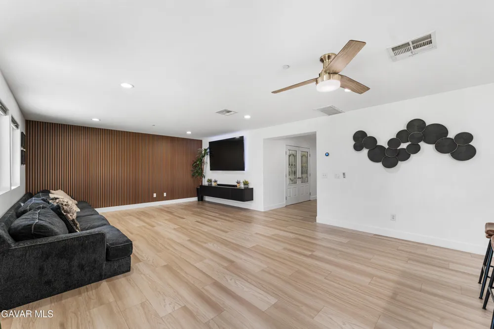3550 Topaz Lane Lancaster, CA 93535