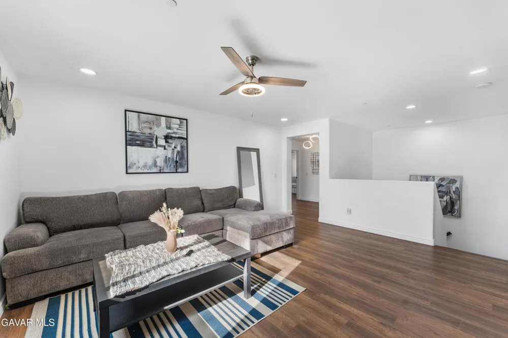 3550 Topaz Lane Lancaster, CA 93535