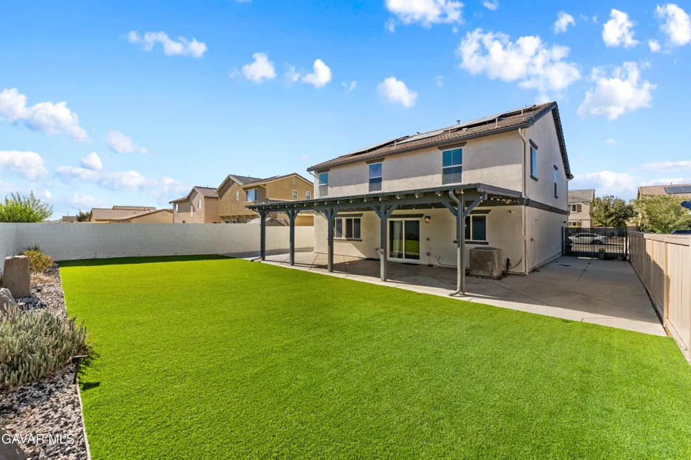 3550 Topaz Lane Lancaster, CA 93535