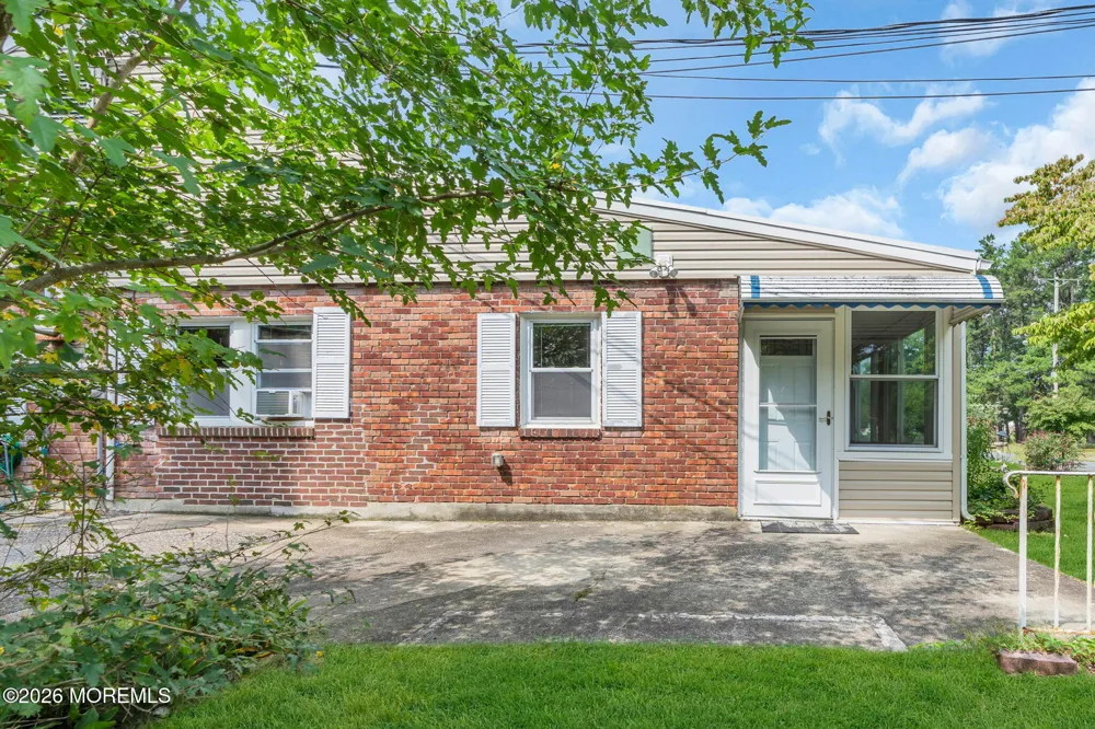 6 Beech Street Toms River, NJ 08757