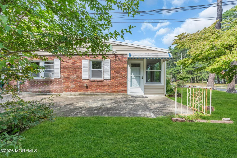 6 Beech Street Toms River, NJ 08757