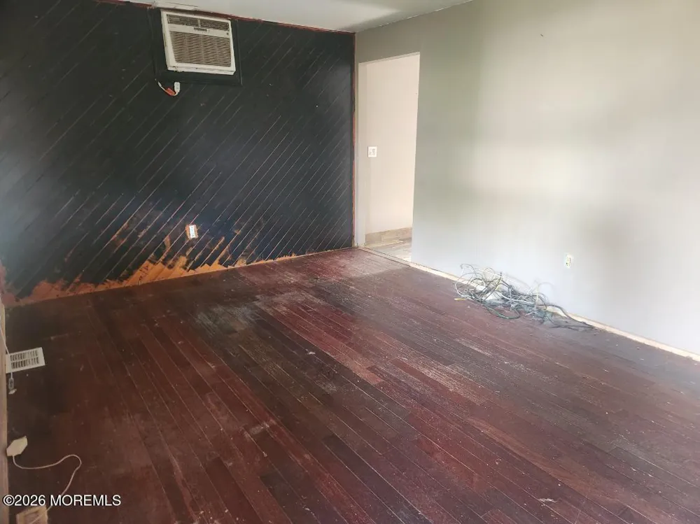 321 Lake Champlain Drive Little Egg Harbor, NJ 08087