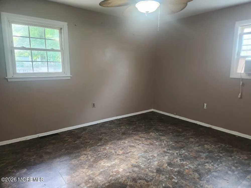 321 Lake Champlain Drive Little Egg Harbor, NJ 08087