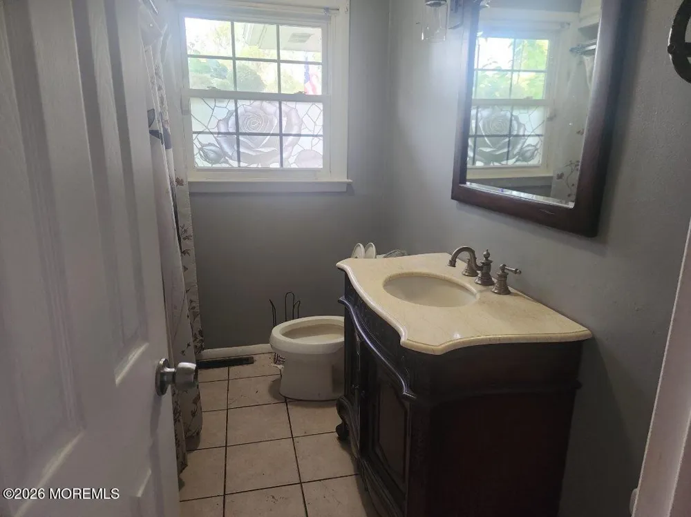 321 Lake Champlain Drive Little Egg Harbor, NJ 08087