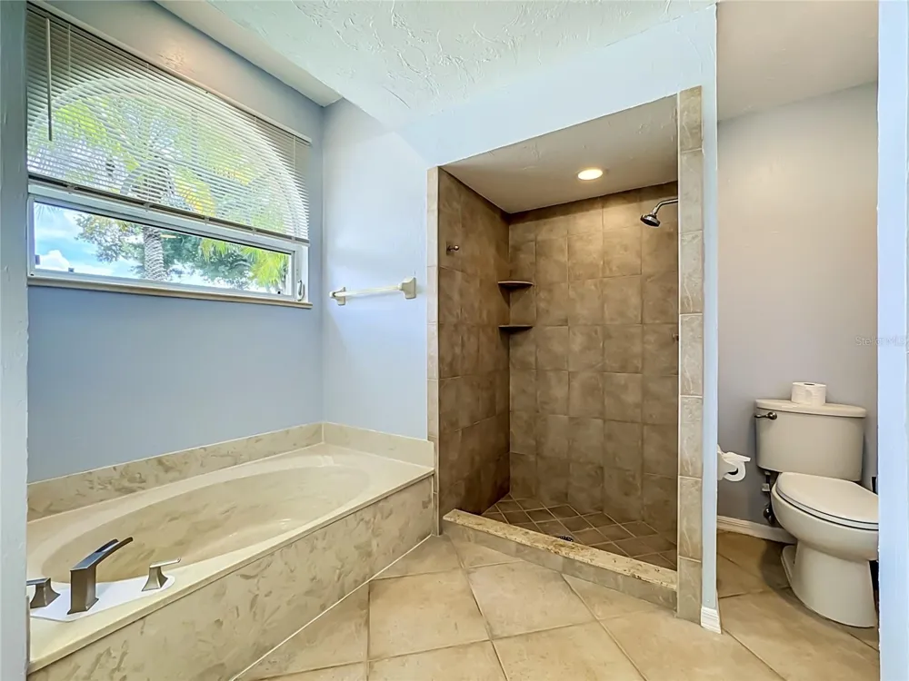 6424 EASY GOER COURT Sarasota, FL 34240