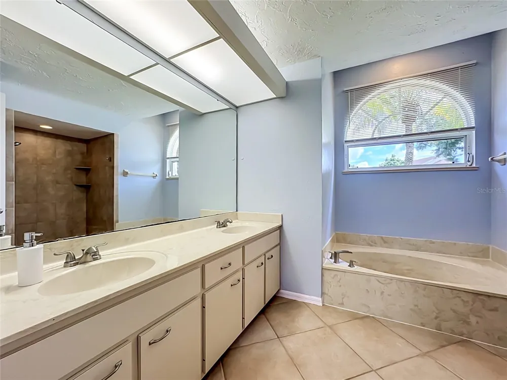6424 EASY GOER COURT Sarasota, FL 34240