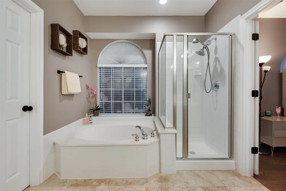 11709 Pheasant Creek Drive Fort Worth, TX 76244