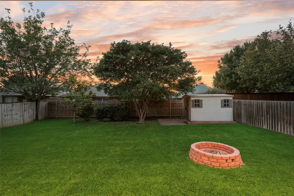 11709 Pheasant Creek Drive Fort Worth, TX 76244